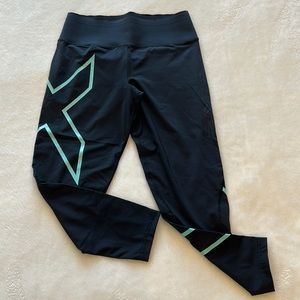 2XU Leggings Size Small
